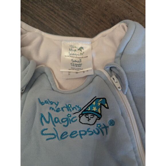BABY MERLIN'S MAGIC SLEEPSUIT Small (3-6M/12-18lb) Blue Swaddle Transition - Picture 3 of 6